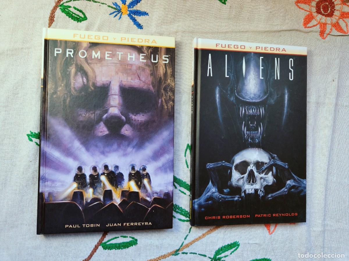 C&oacute;mics: Fuego y Piedra Completa. Tomos 1 y 2. Prometheus, Aliens. Joshua Williamson. Norma. Tapa dura.