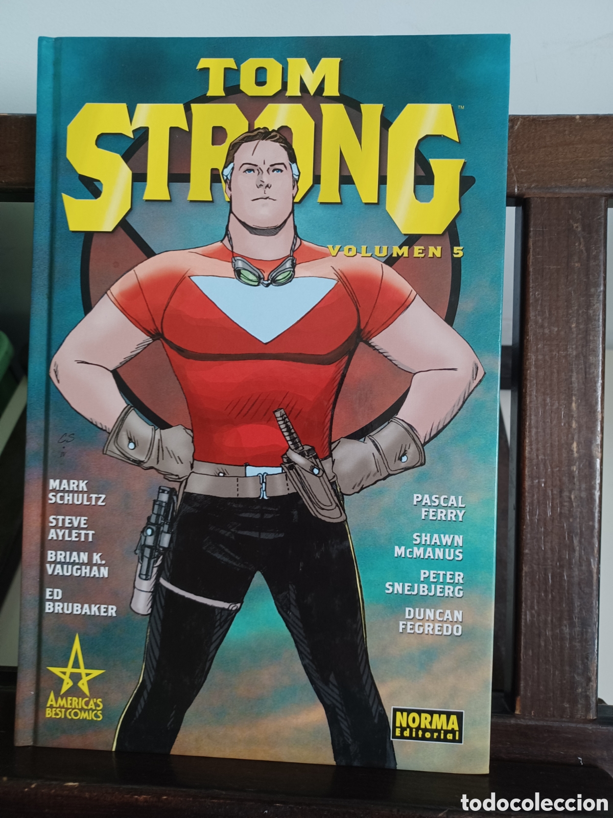 C&oacute;mics: Tom Strong. Volumen 5/ Norma/ NUEVO A ESTRENAR