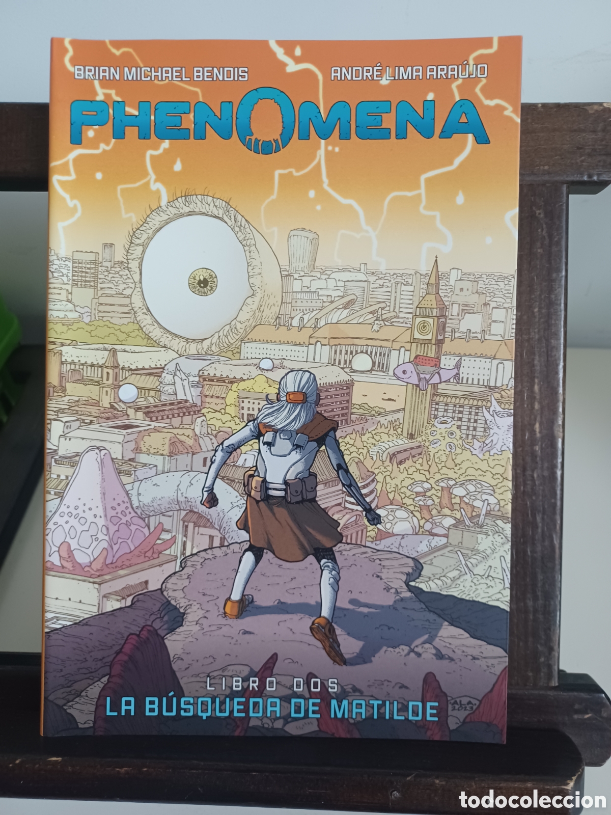 C&oacute;mics: Phemomena 2. La b&uacute;squeda de Matilde/ Bendis & Ara&uacute;jo/ Norma/ NUEVO A ESTRENAR
