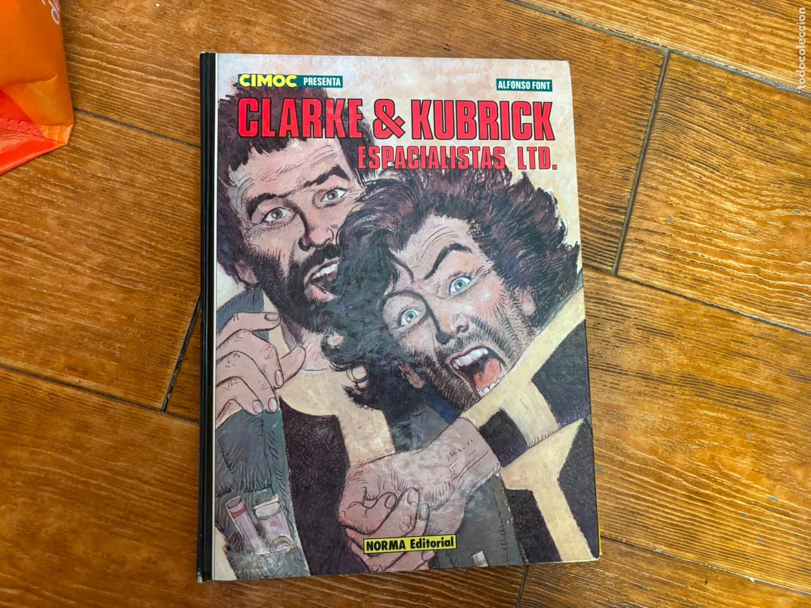 C&oacute;mics: CIMOC PRESENTA CLARKE & KUBRICK. ESPACIALISTAS LTD TAPA DURA NORMA