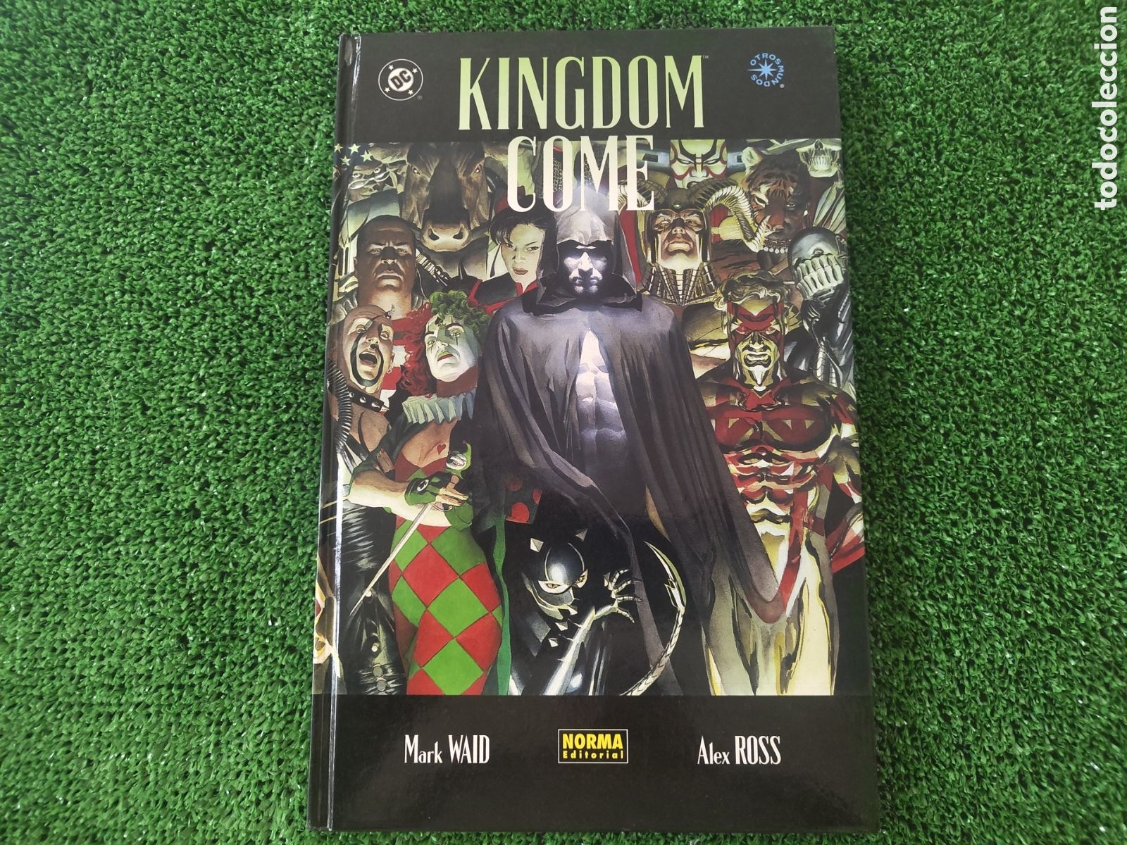 Comics : Kingdom Come. Tomo 1. Alex Ross y Mark Waid. Norma editorial