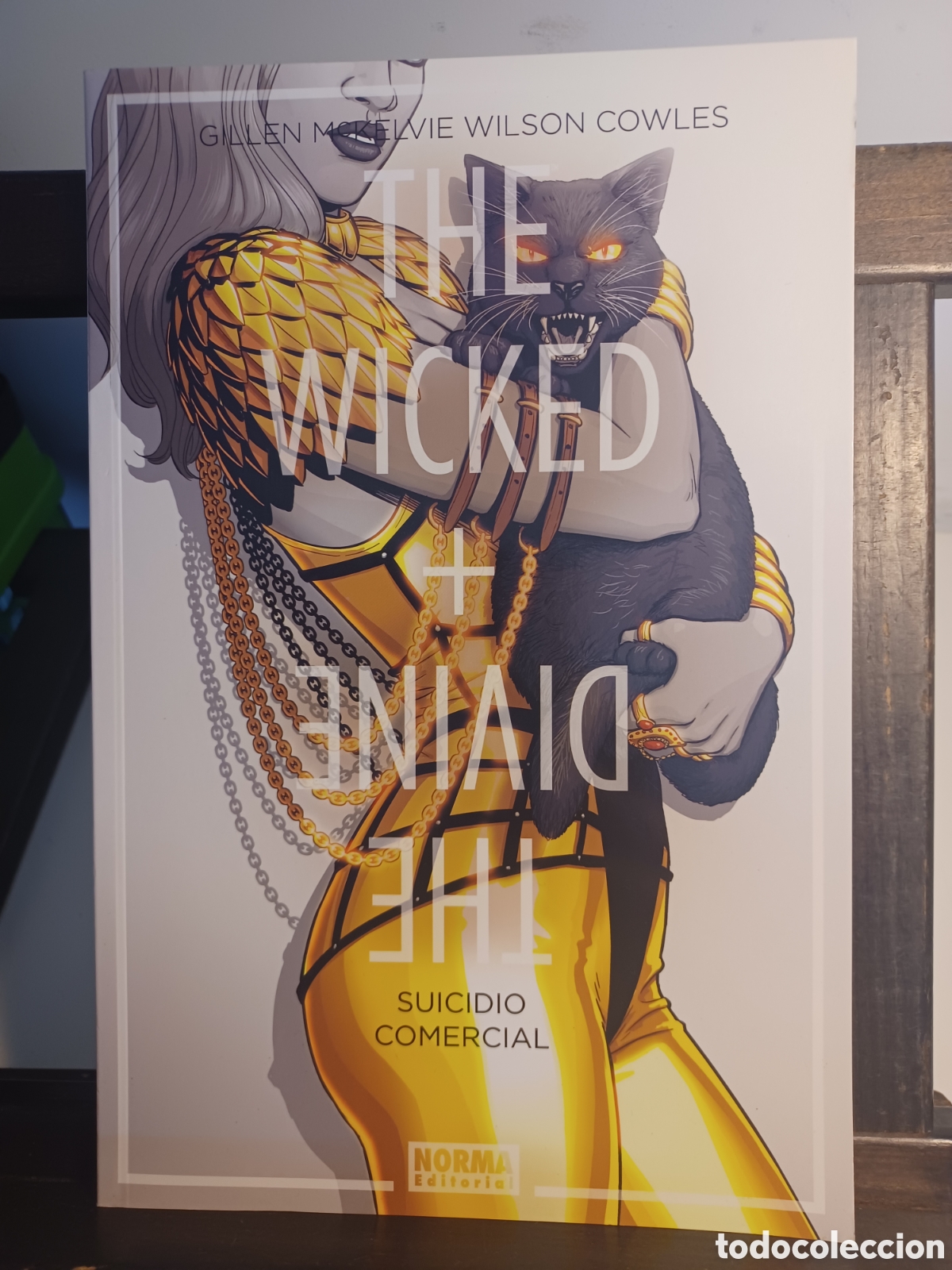 C&oacute;mics: The wicked + the divine 3. Suicidio comercial/ Norma/ NUEVO A ESTRENAR