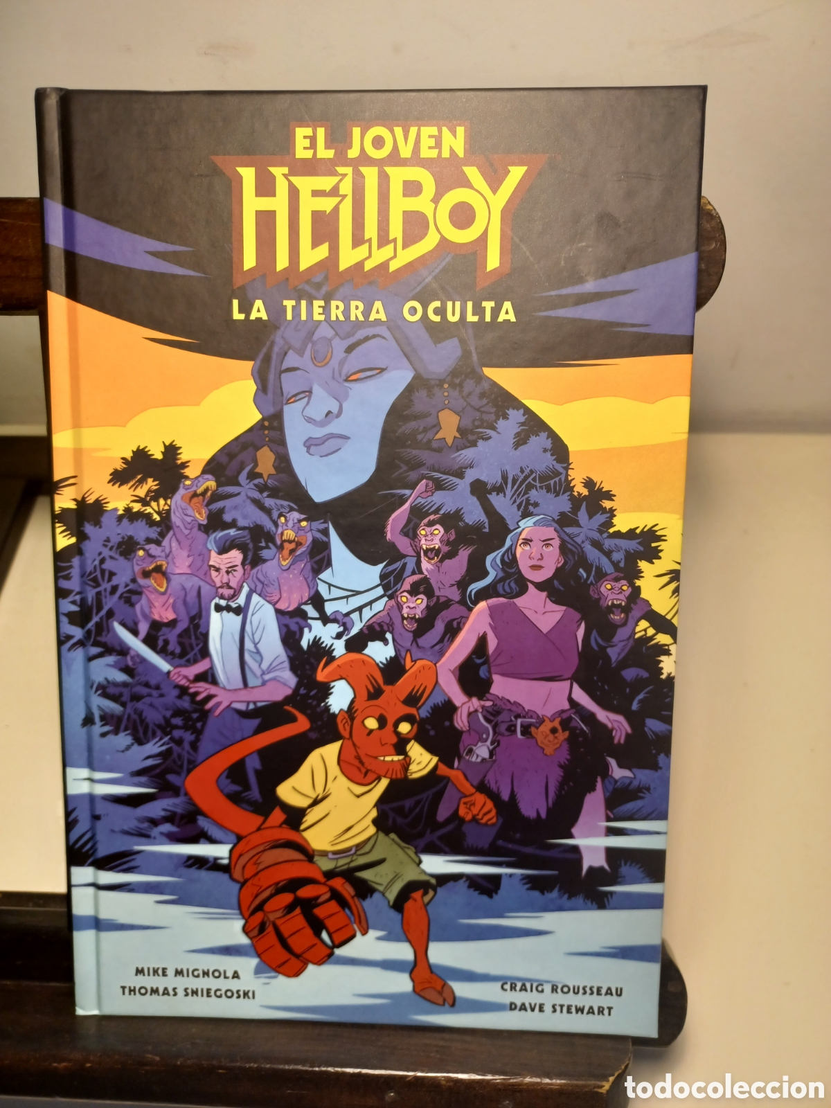 C&oacute;mics: El joven Hellboy. La tierra oculta/ Mike Mignola/ NUEVO A ESTRENAR