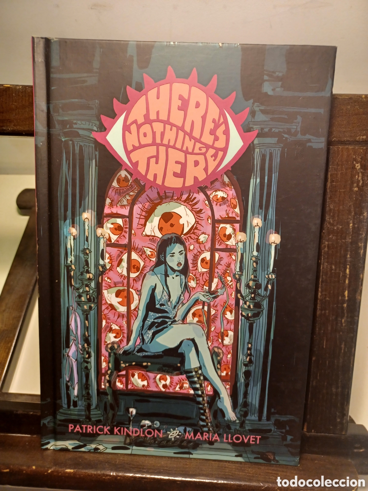 C&oacute;mics: There's nothing there/ Patrick Klindon & Mar&iacute;a Llovet/ Norma/ NUEVO A ESTRENAR