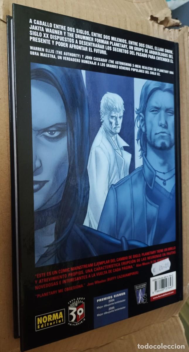 C&oacute;mics: PLANETARY vol. 1 de Warren Ellis y John Cassaday. Norma Ed, 2007. - Foto 2