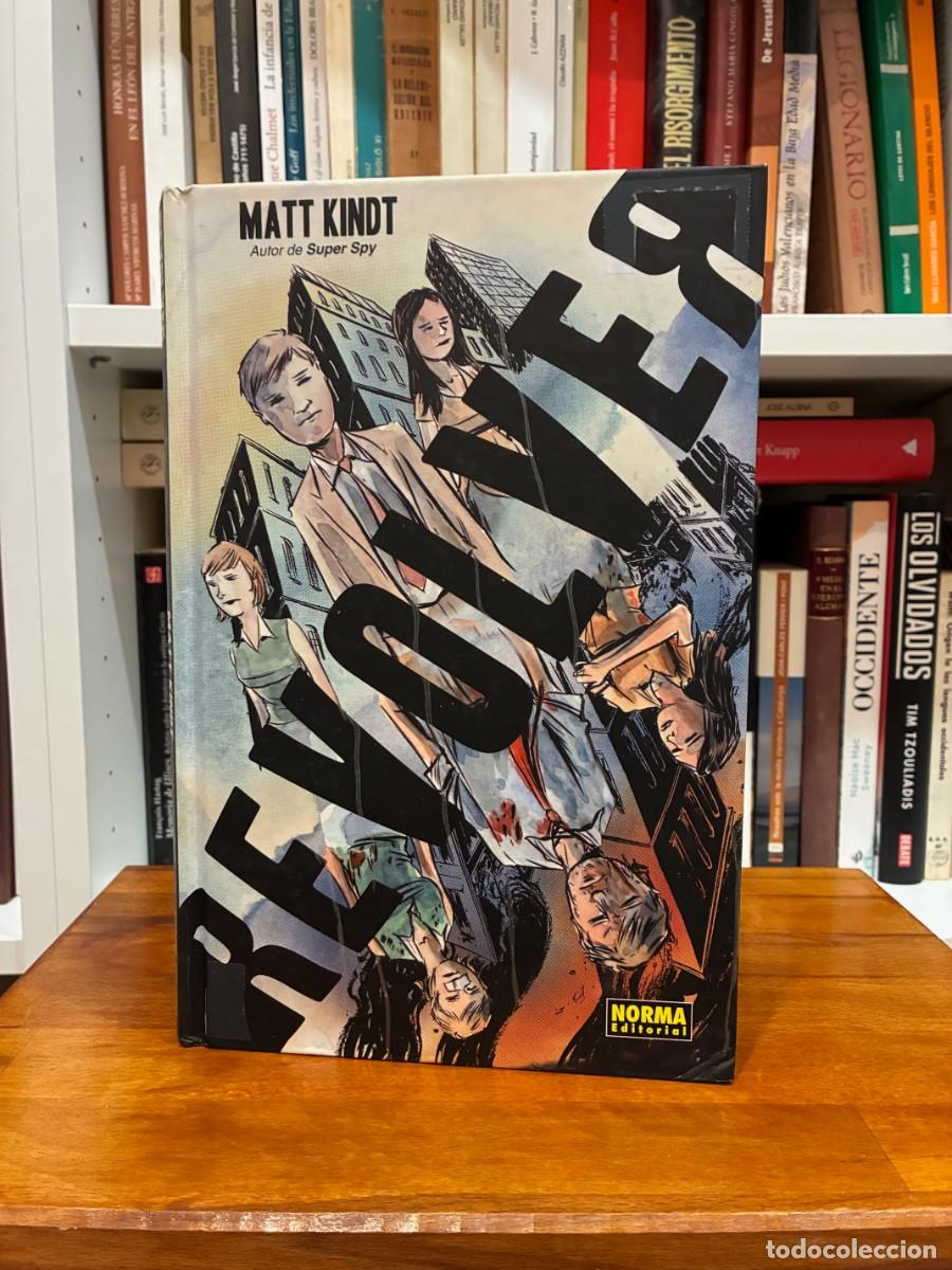 C&oacute;mics: Revolver. Matt Kindt. Norma editorial - Foto 1