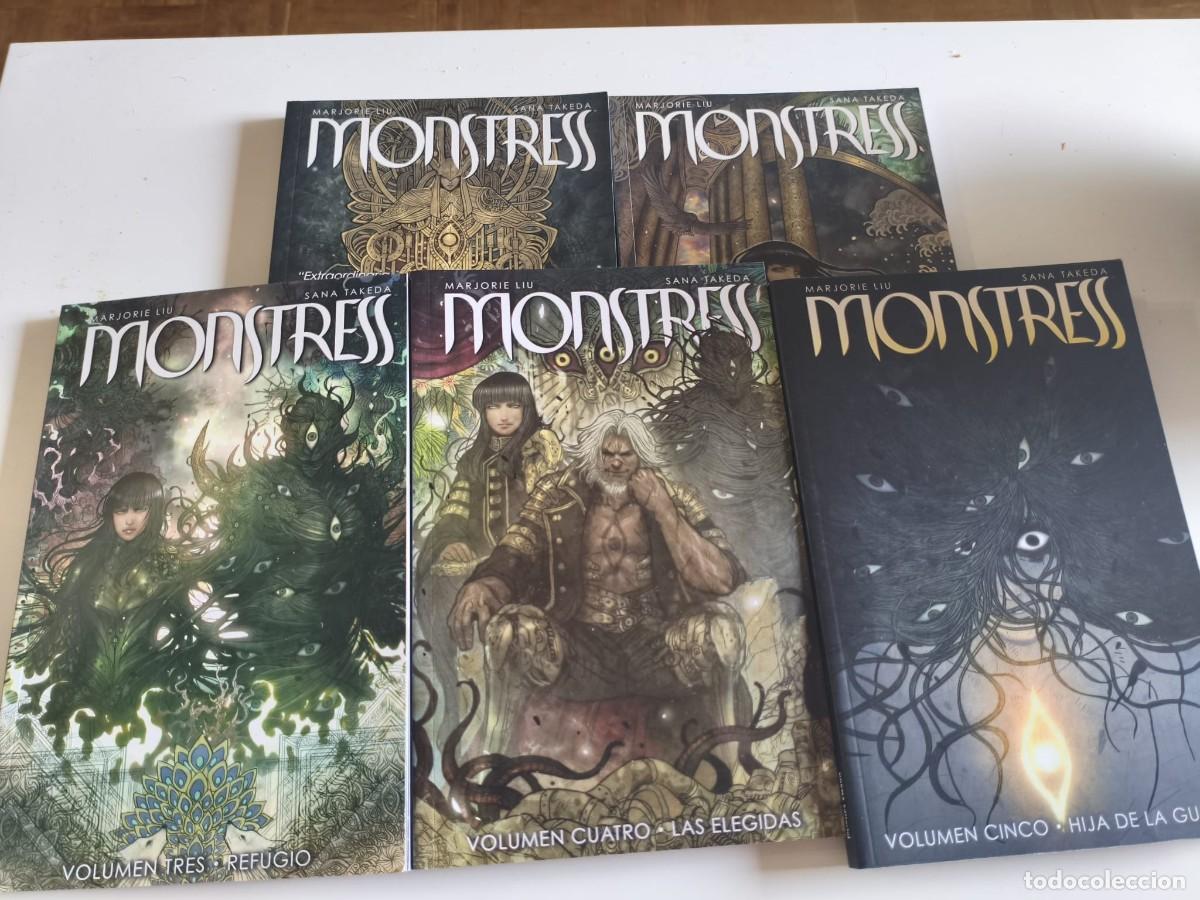C&oacute;mics: Monstress - Norma editorial 5 tomos Marjorie Liu y Sana Takeda
