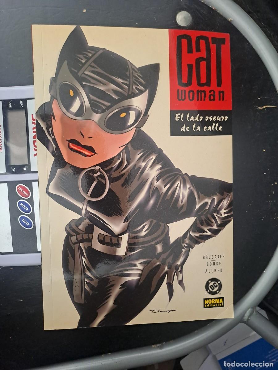 C&oacute;mics: Catwoman, el lado oscuro de la calle, Norma en buen estado Bolsa DA