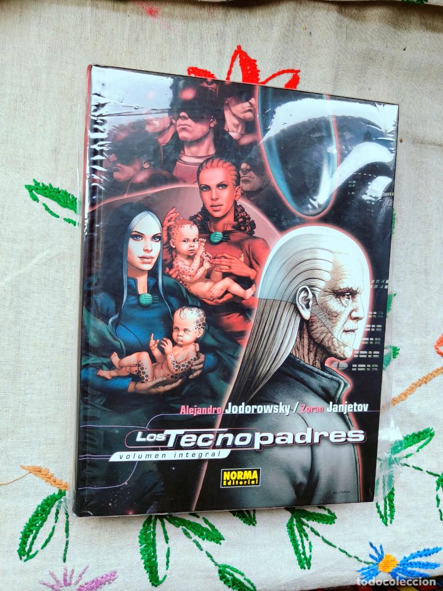 C&oacute;mics: Los Tecnopadres. Volumen Integral. Jodorowsky. Norma. Tapa dura. Est&aacute; como nuevo.