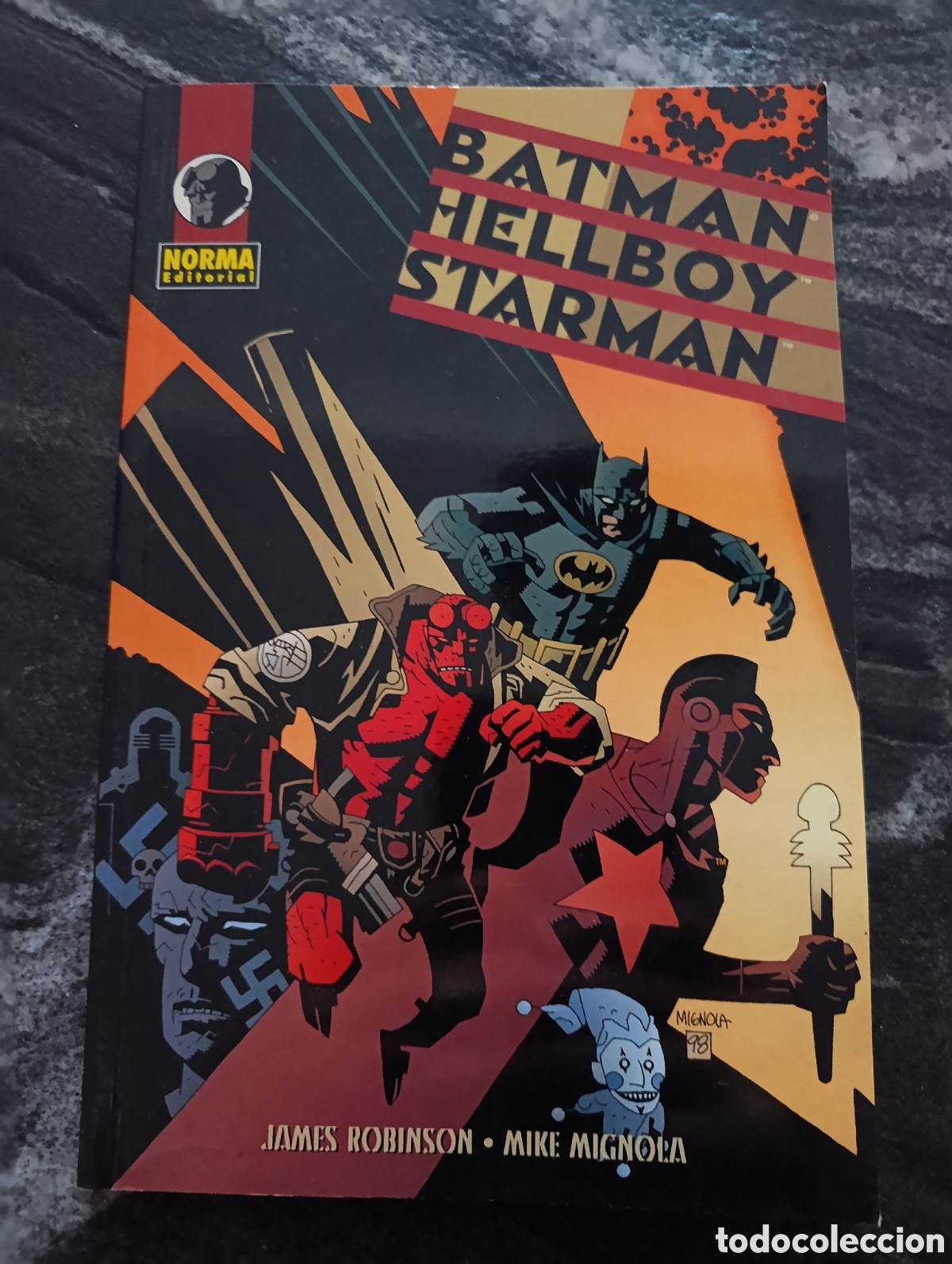 C&oacute;mics: BATMAN - HELLBOY - STARMAN