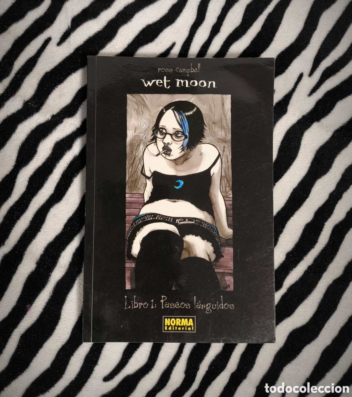 C&oacute;mics: C&oacute;mic Wet Moon 1: Paseos L&aacute;nguidos - Ross Campbell (Norma)