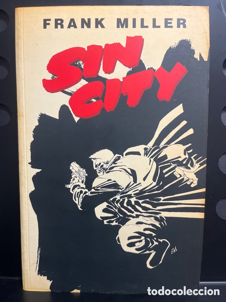 C&oacute;mics: SIN CITY de FRANK MILLER DARK HORSE C&Oacute;MICS 2@ EDICI&Oacute;N ( 2001 )