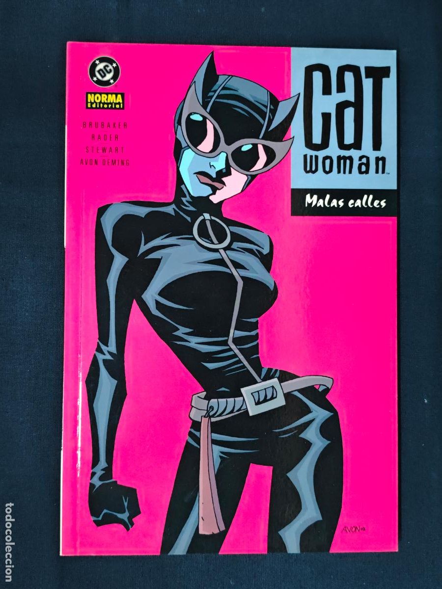 Comics : CATWOMAN - MALAS CALLES - NORMA -