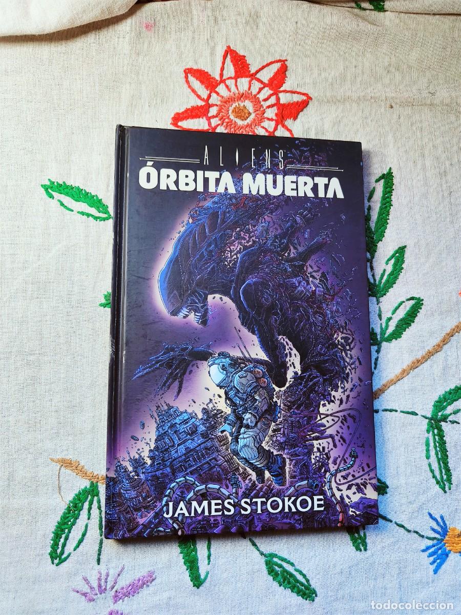 C&oacute;mics: Aliens. &Oacute;rbita Muerta. James Stokoe. Norma. Tapa dura.