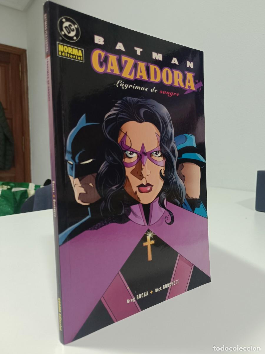 C&oacute;mics: BATMAN CAZADORA. LAGRIMAS DE SANGRE POR GREG RUCKA Y RICK BURCHETT NORMA