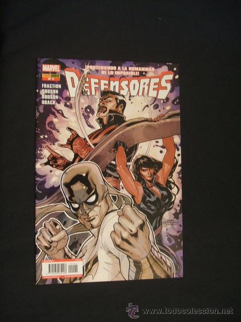 C&oacute;mics: DEFENSORES - N&ordm; 2 - PANINI - - Foto 1