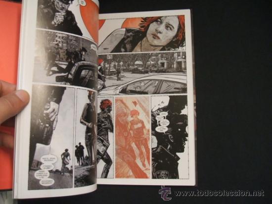 C&oacute;mics: SCARLET - BENDIS - MALEEV - PANINI - - Foto 3