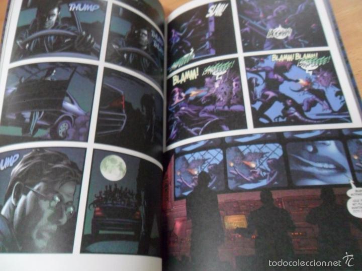 C&oacute;mics: HULK TOMO 2 : DISCREPANCIAS ( PANINI COMICS ) - Foto 2