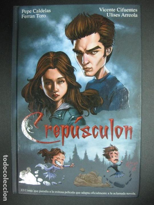 C&oacute;mics: CREPUSCULON. EL COMIC QUE PARODIA LA EXITOSA PELICULA. PANINI 2009. - Foto 1