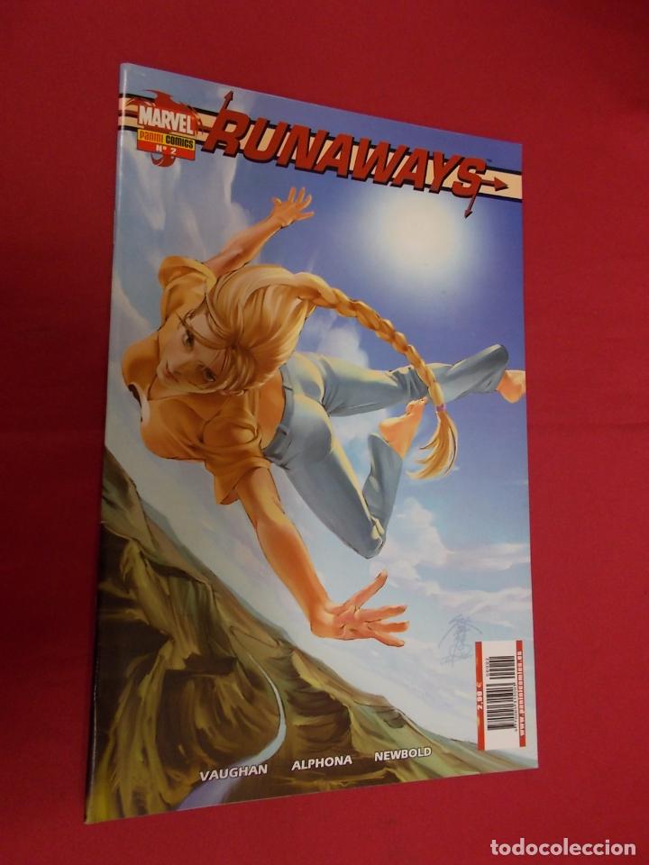 C&oacute;mics: RUNAWAYS. N&ordm; 2. PANINI. - Foto 1
