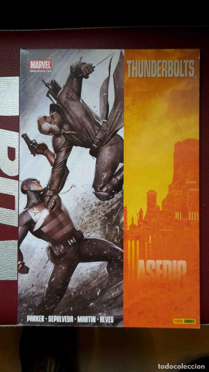 C&oacute;mics: Thunderbolts Asedio (Parker, Sepulveda... Panini) - Foto 1