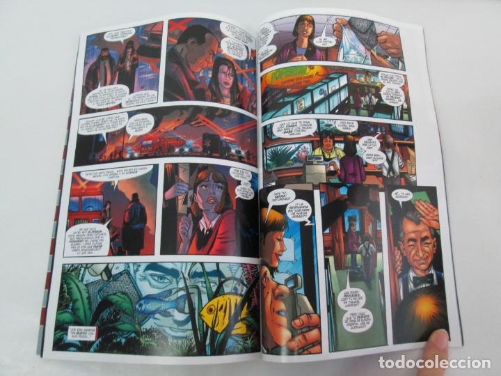 C&oacute;mics: VIVIL WAR. PRIMERA LINEA. EL ACONTECIMIENTO MARVEL DEL A&Ntilde;O. 1 Y 2. MARVEL PANINI COMICS. - Foto 19
