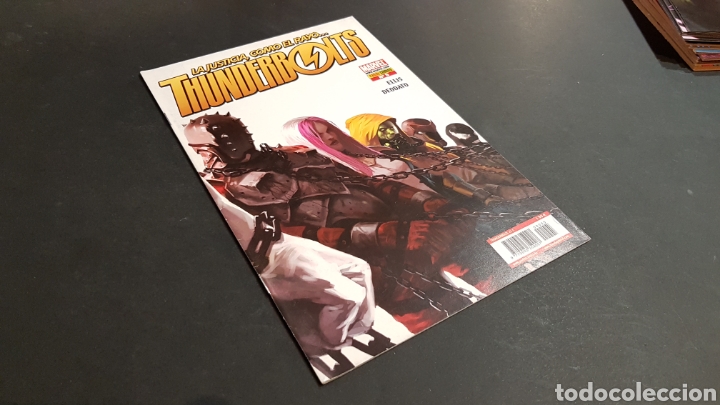 C&oacute;mics: THUNDERBOLTS 5 EXCELENTE ESTADO PANINI - Foto 1