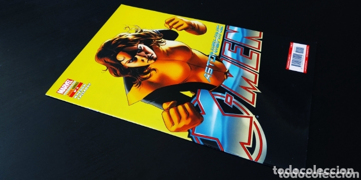C&oacute;mics: DE KIOSCO ASTONISHING X-MEN 4 PANINI COMICS - Foto 1
