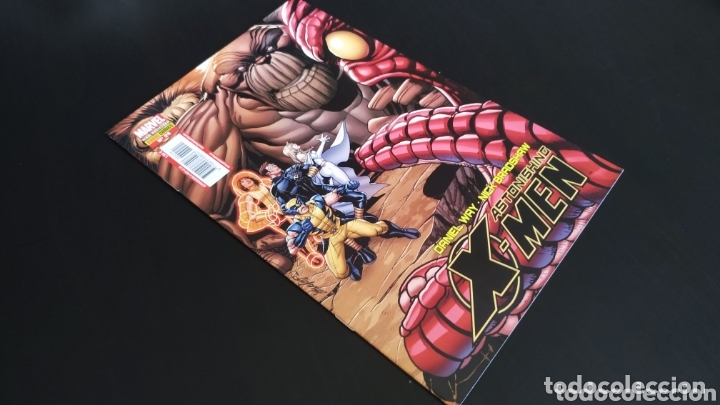 C&oacute;mics: DE KIOSCO ASTONISHING X-MEN 24 PANINI - Foto 1