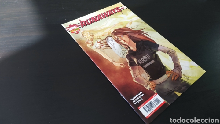 C&oacute;mics: DE KIOSCO RUNAWAYS 12 PANINI COMICS - Foto 1
