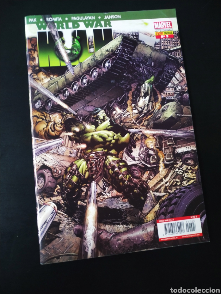 C&oacute;mics: CASI EXCELENTE ESTADO WORLD WAR 3 PANINI COMICS - Foto 1