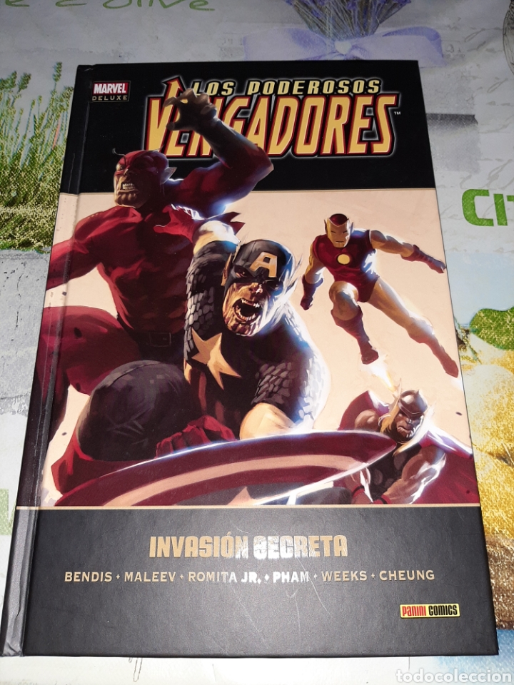 C&oacute;mics: Los Poderosos Vengadores Invasi&oacute;n Secreta Marvel Deluxe Panini - Foto 1
