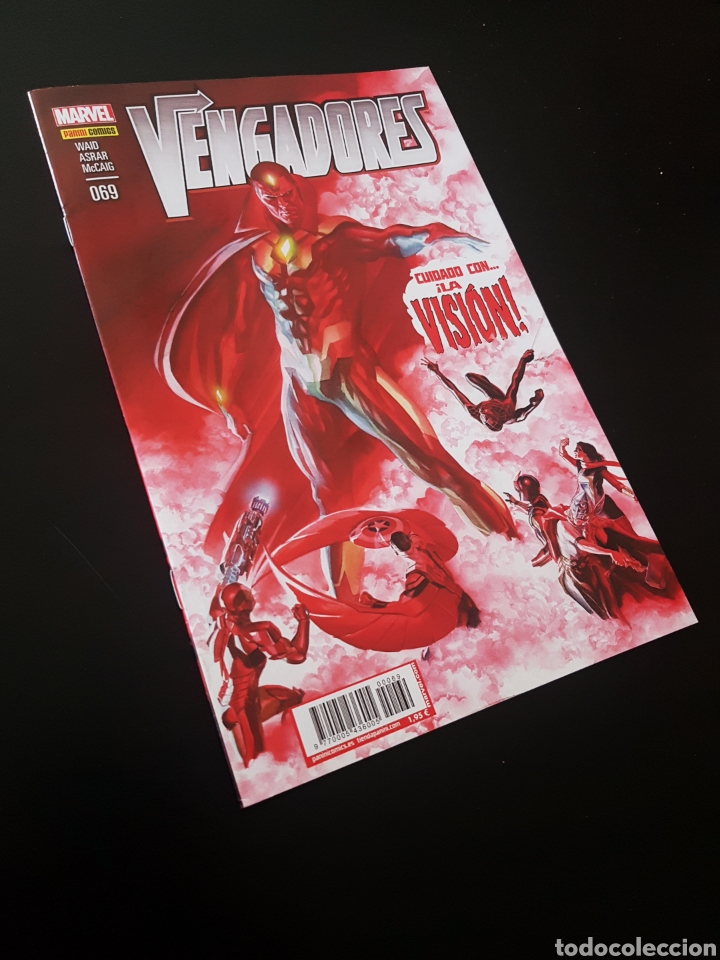 C&oacute;mics: EXCELENTE ESTADO VENGADORES 69 PANINI - Foto 1