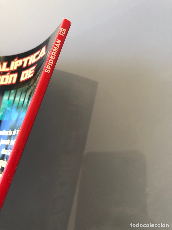 C&oacute;mics: Spiderman N&uacute;m. 15. Bach in black. Panini Comics. - Foto 4