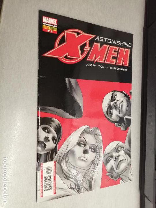 C&oacute;mics: ASTONISHING X-MEN VOL. 2 N&ordm; 3 / MARVEL - PANINI - Foto 1