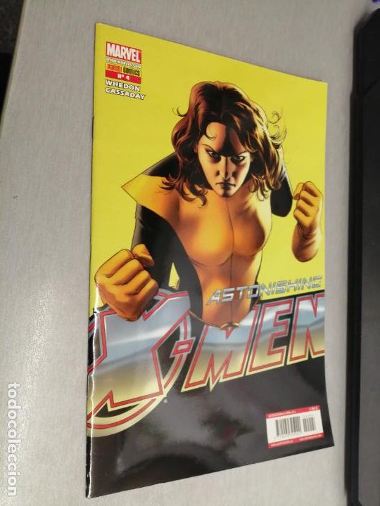 C&oacute;mics: ASTONISHING X-MEN VOL. 2 N&ordm; 4 / MARVEL - PANINI - Foto 1