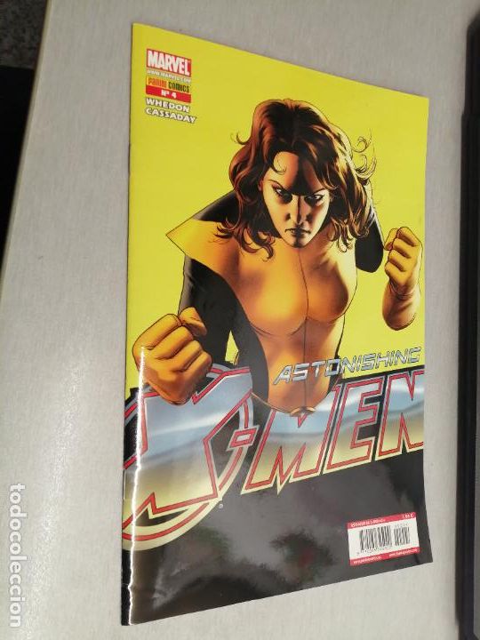C&oacute;mics: ASTONISHING X-MEN VOL. 2 N&ordm; 4 / MARVEL - PANINI - Foto 1
