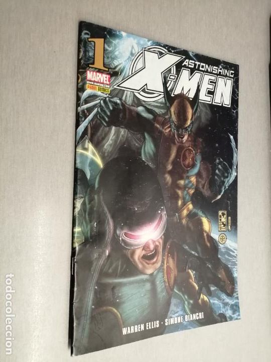 C&oacute;mics: ASTONISHING X-MEN VOL. 3 N&ordm; 1 / MARVEL - PANINI - Foto 1