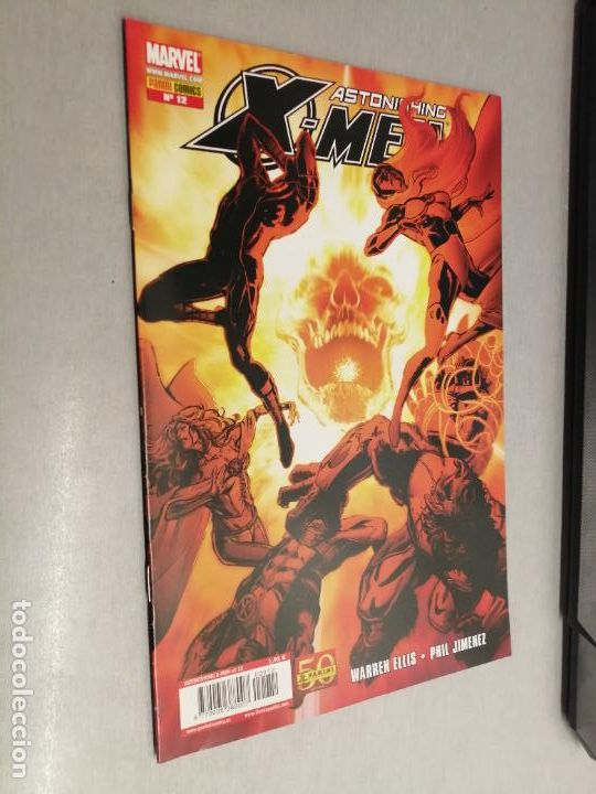 C&oacute;mics: ASTONISHING X-MEN VOL. 3 N&ordm; 12 / MARVEL - PANINI - Foto 1