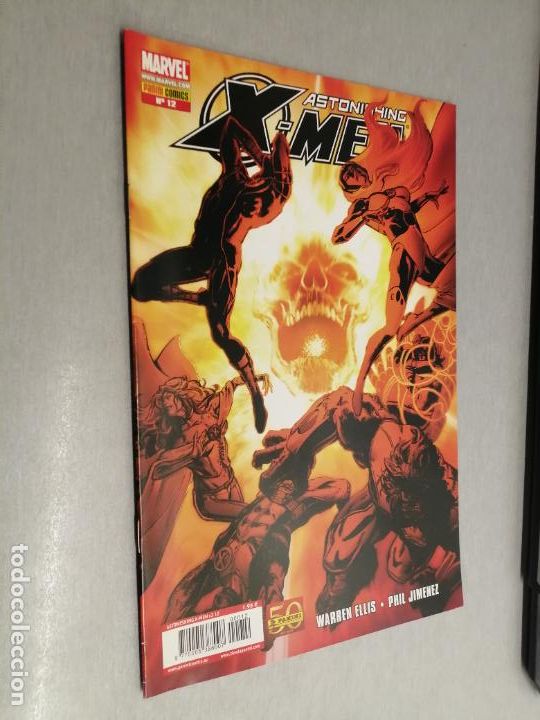 C&oacute;mics: ASTONISHING X-MEN VOL. 3 N&ordm; 12 / MARVEL - PANINI - Foto 1