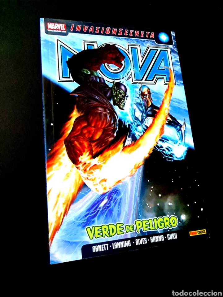 C&oacute;mics: CASI EXCELENTE ESTADO NOVA 3 VERDE DE PELIGRO COMICS PANINI MARVEL - Foto 1