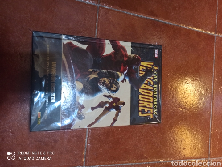 C&oacute;mics: Marvel deluxe poderosos Vengadores invasi&oacute;n secreta panini - Foto 1