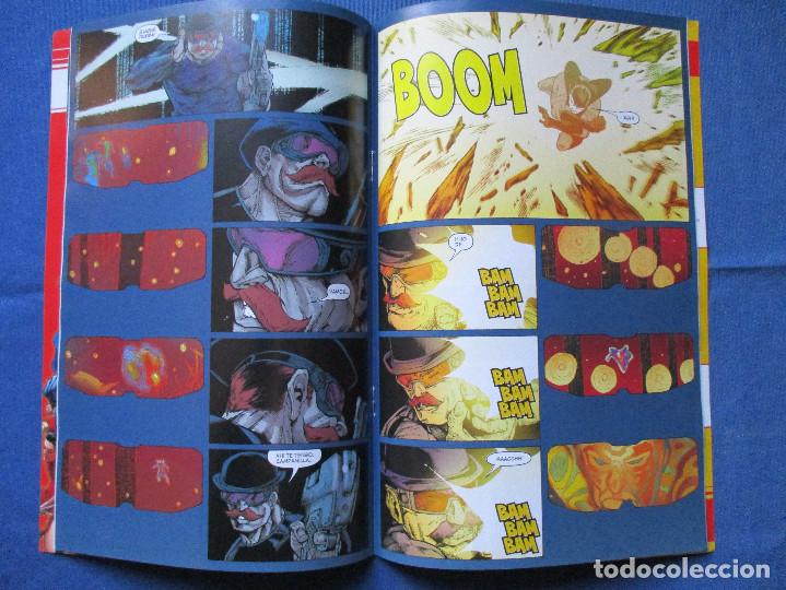 C&oacute;mics: MARVEL / LOS PODEROSOS VENGADORES N.&ordm; 17 / BRIAN MICHAEL BENDIS / PANINI - Foto 2