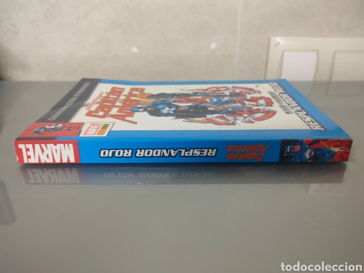 C&oacute;mics: COMIC CAPITAN AM&Eacute;RICA RESPLANDOR ROJO MARVEL PANINI 2012 N&deg;3 - Foto 2