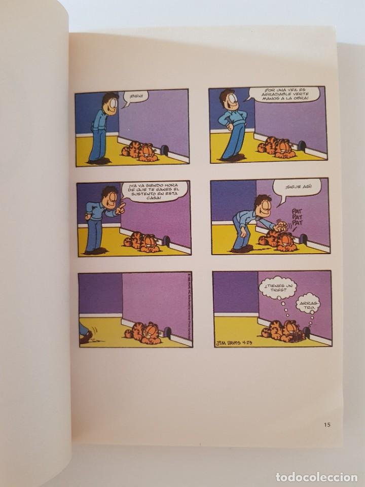 C&oacute;mics: Garfiel.- Jim Davis.- Paws Inc. / Panini, 2004. Los Cl&aacute;sicos del C&oacute;mic. - Foto 8