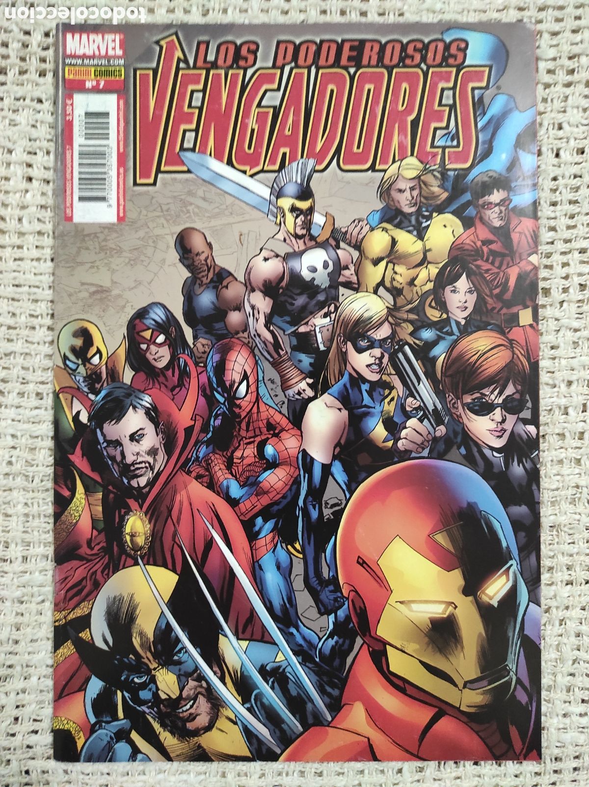 C&oacute;mics: LOS PODEROSOS VENGADORES VOL. 1 N&ordm; 7 edita : PANINI - Foto 1
