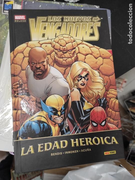 C&oacute;mics: MARVEL DELUXE PANINI - LOS VENGADORES 1 - LA EDAD HEROICA - - Foto 1