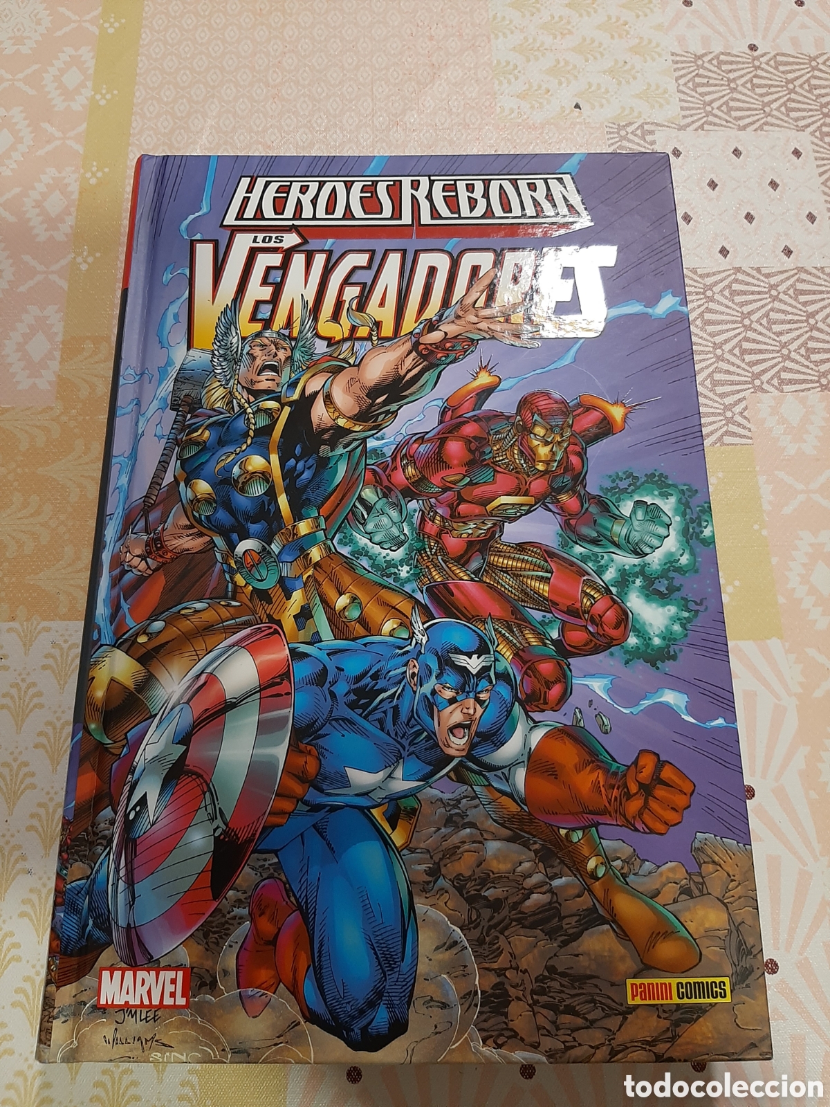 C&oacute;mics: Heroes Reborn Los Vengadores Tomo - Foto 1