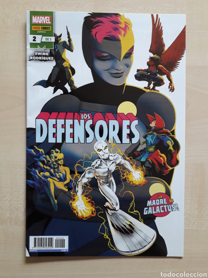 Fumetti: Los Defensores num 2. Excelente estado