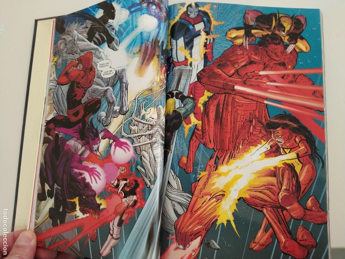 C&oacute;mics: TOMO LOS VENGADORES (2010-2013). PANINI - Foto 2